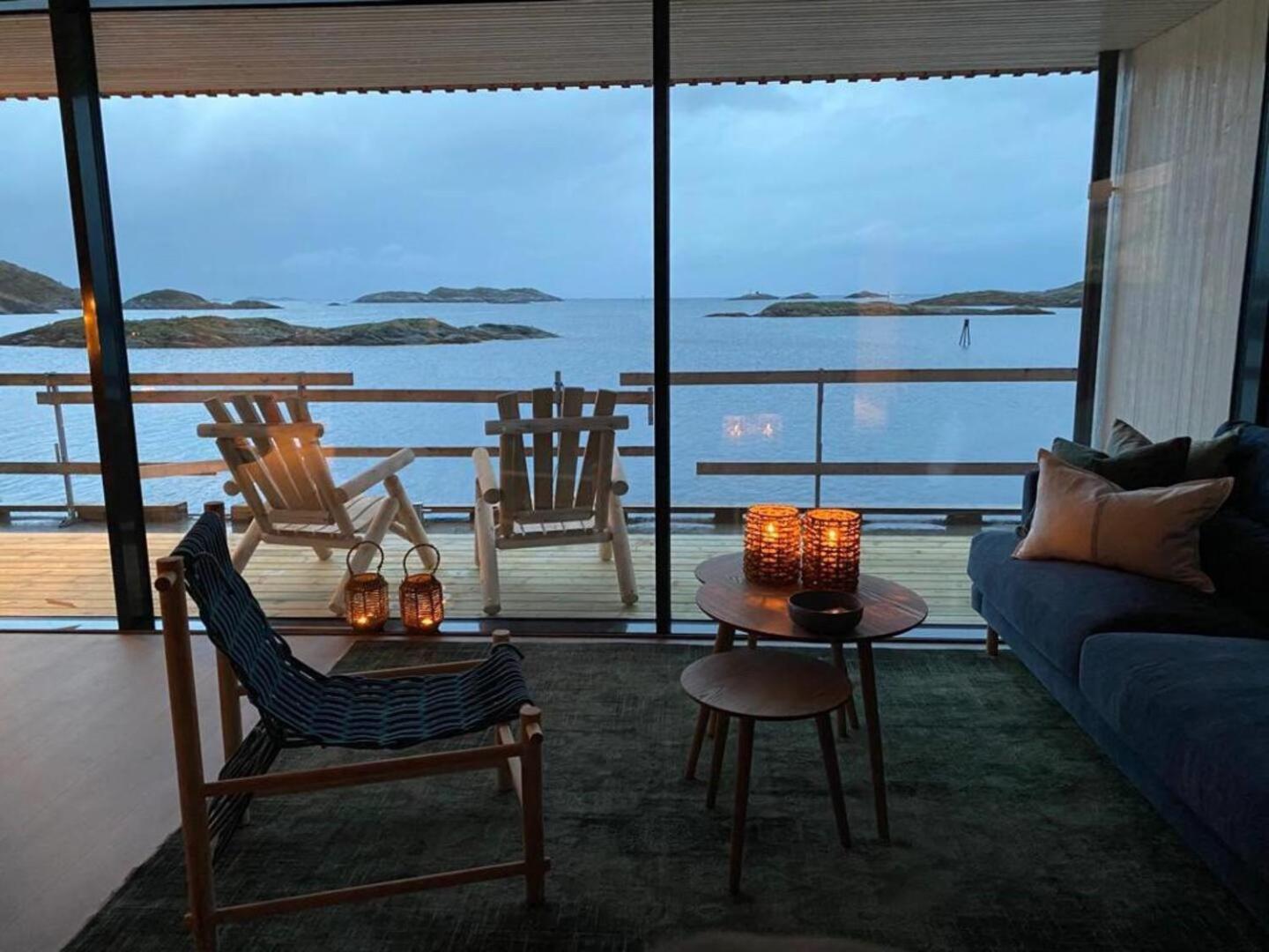Waterfront Apartment With Panoramic Sea View Хеннингсвер Екстериор снимка